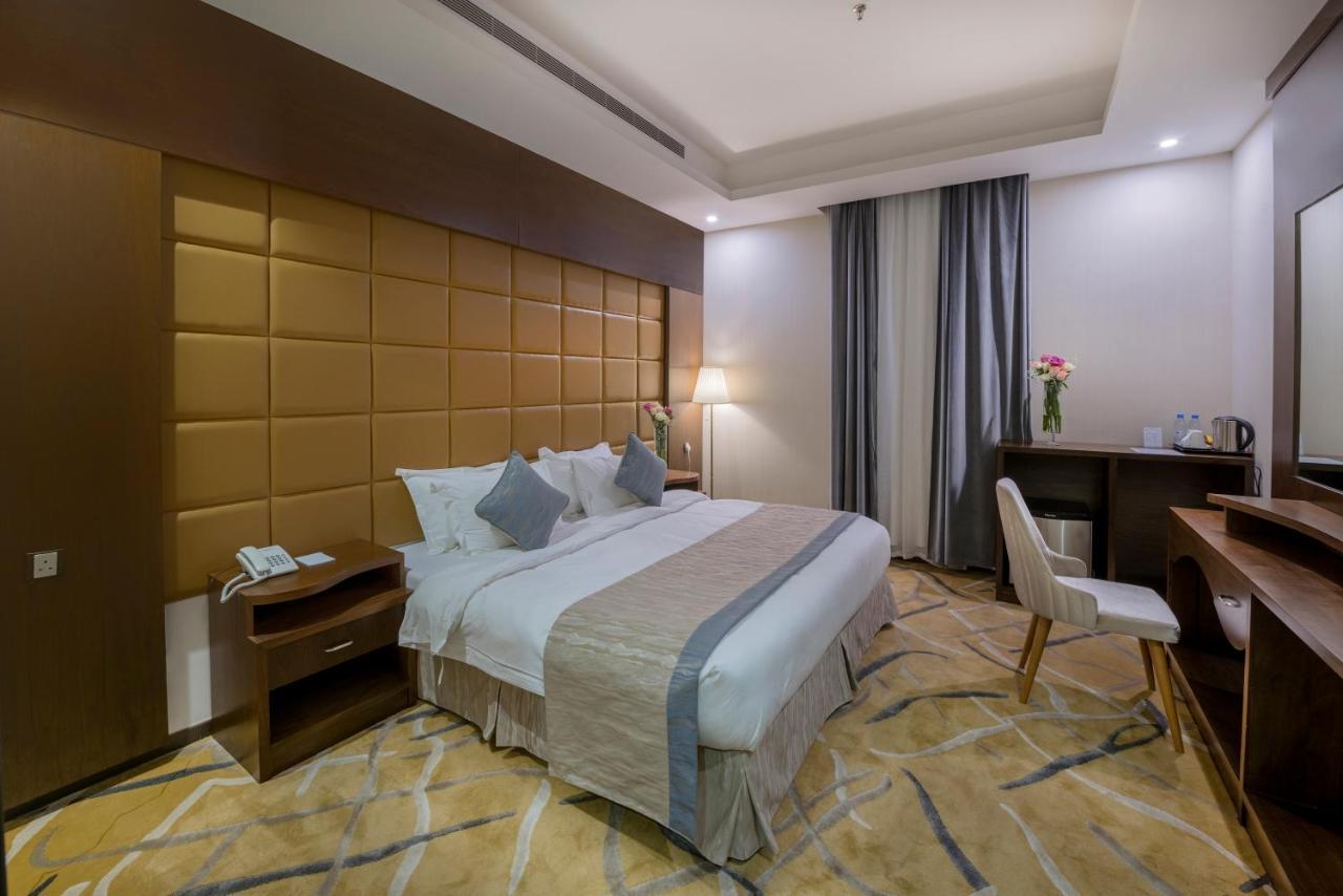Sansa Hotel 3*